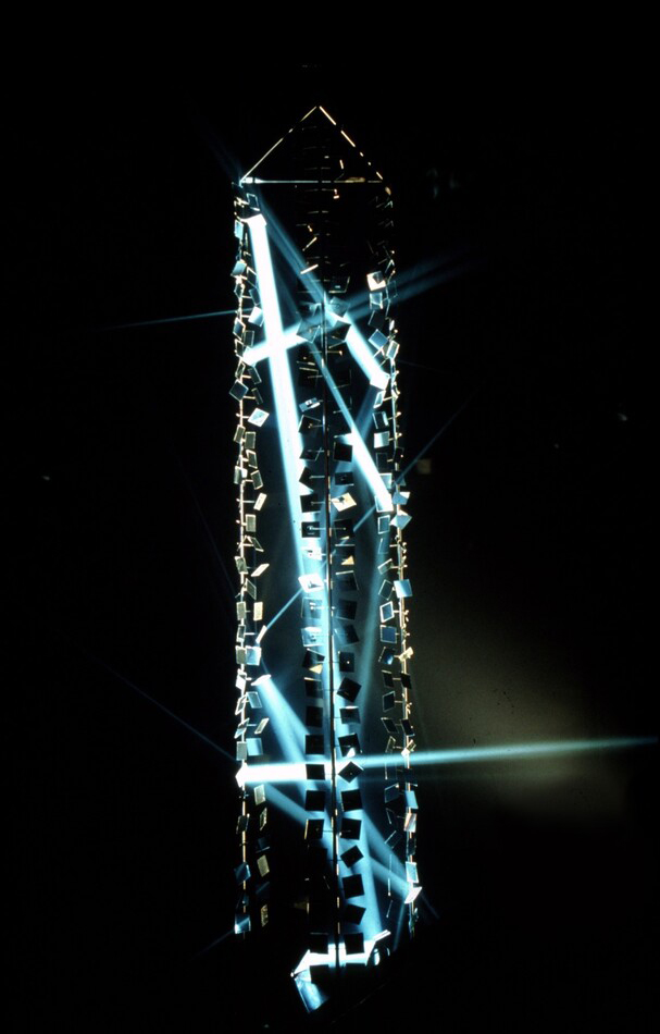 Sculptures with Light – Early